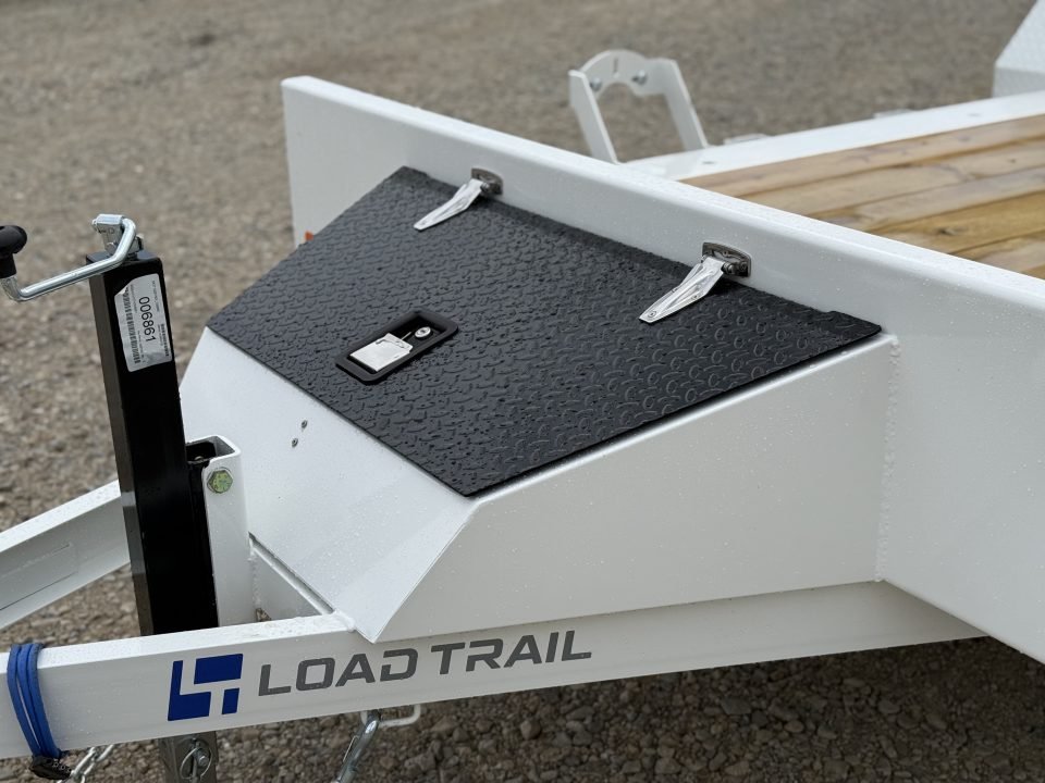 2026 Load Trail SX 77X14 Utility Trailer / ELEC BRAKE / SPORT BOX / FOLD GATE / 3K GVWR