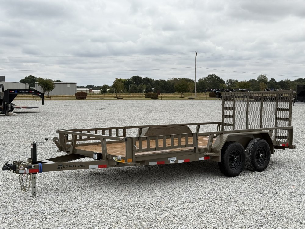 2026 LOAD TRAIL UE 83X16 TANDEM AXLE W/2' DOVE TAIL, 4' FOLDING GATE, AND SIDE LOAD RAMPS 9.99K GVWR