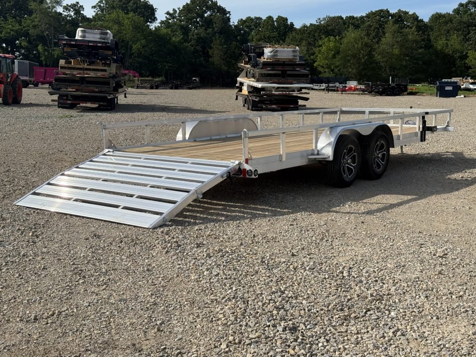 2026 Load Trail UA 83X20 TA / ALUMINUM FRAME / 55" BI-FOLD TAILGATE/ 2 BRAKE AXLES / ALUMINUM WHEELS