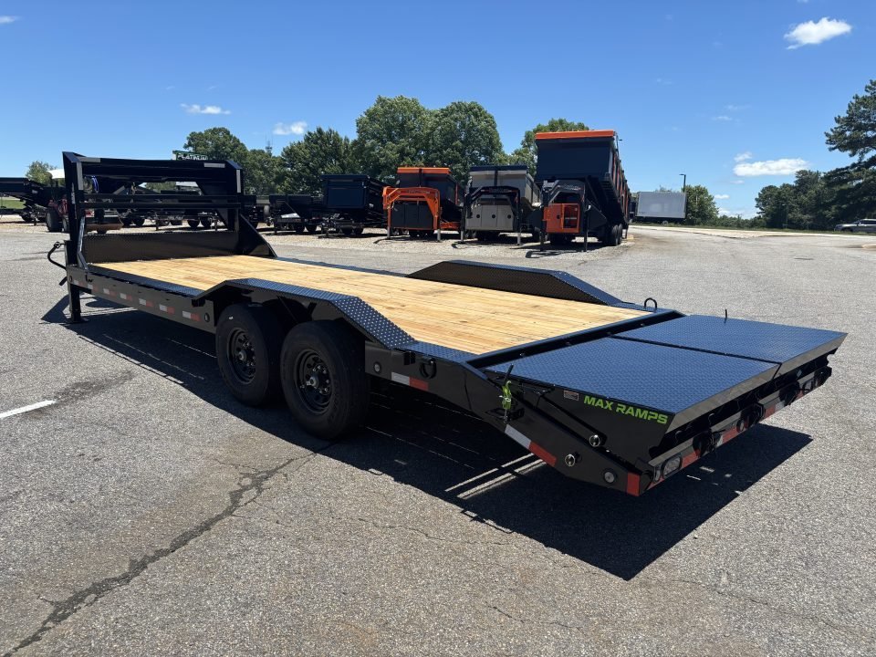 2026 Load Trail GC 102X24 14K GVWR DRIVE OVER FENDERS MAX RAMP Equipment Trailer