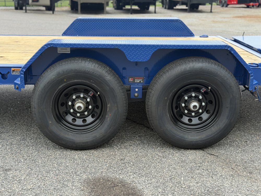 2027 Load Trail CB 83X20 / MAX RAMP / MAX TOOLBOX / CHAIN TIE DOWNS / 14K GVWR Equipment Trailer