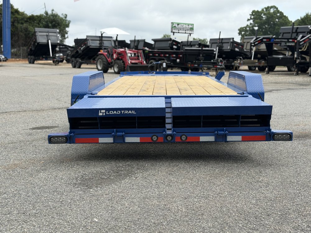 2027 Load Trail CB 83X20 / MAX RAMP / MAX TOOLBOX / CHAIN TIE DOWNS / 14K GVWR Equipment Trailer