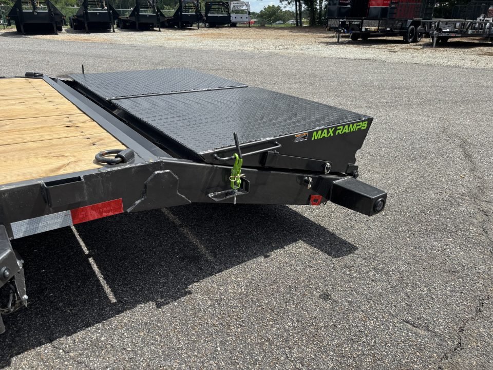 2026 Load Trail CH 83X22 / MAX RAMP EQUIPMENT / TOOLBOX / WINCH PLATE / 14K GVWR Equipment Trailer