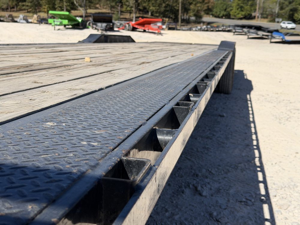 2024 102'x44' Load Trail Flatbed