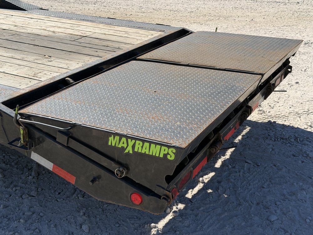 2024 102'x44' Load Trail Flatbed