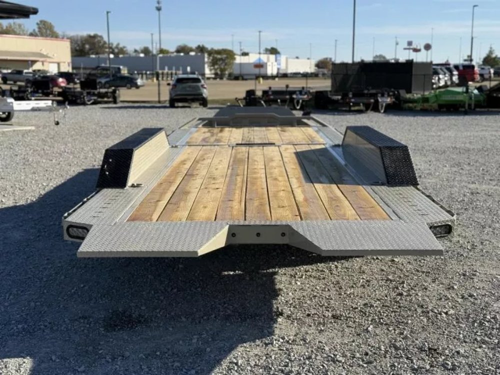 2026 RawMaxx G3X 102X26 EQUIPMENT W/RHINO LINED FENDERS AND 14 PLYS 21K GVWR GRAVITY Tilt Trailer