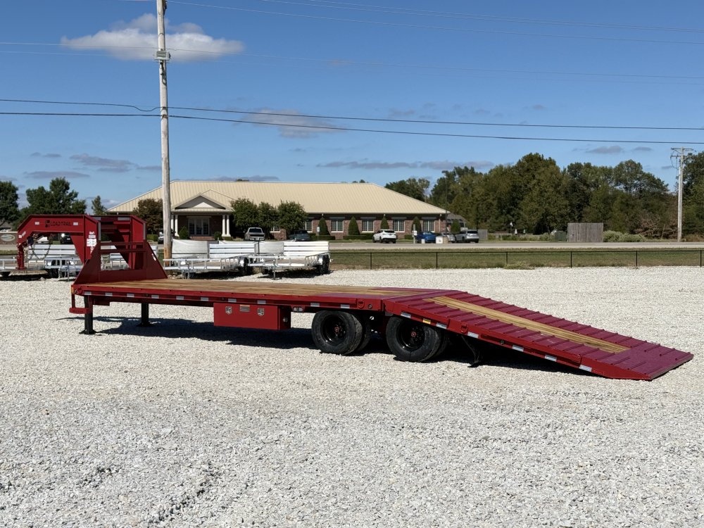 2027 Load Trail GL 102X32 GOOSENECK HYDRAULIC DOVETAIL W/12' CLEATED DOVE, 14 PLYS, HYDRAULIC JACKS,