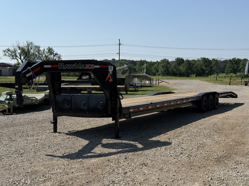 2026 RawMaxx LDX 102X44 / 4' DOVETAIL / 14 PLY / WINCH PLATE / CHAIN RACK / 21K GVWR Gooseneck Bodie