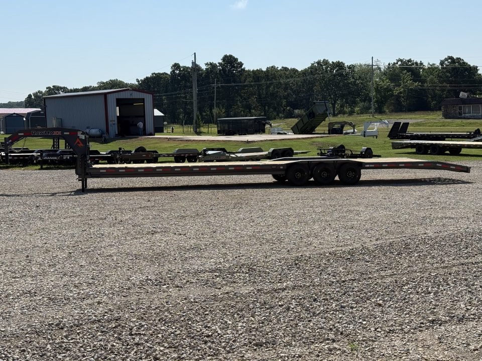 2026 RawMaxx LDX 102X44 / 4' DOVETAIL / 14 PLY / WINCH PLATE / CHAIN RACK / 21K GVWR Gooseneck Bodie