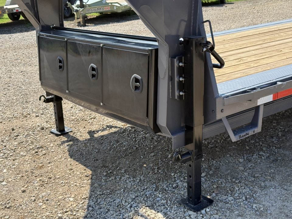 2026 RawMaxx LDX 102X44 / 4' DOVETAIL / 14 PLY / WINCH PLATE / CHAIN RACK / 21K GVWR Gooseneck Bodie