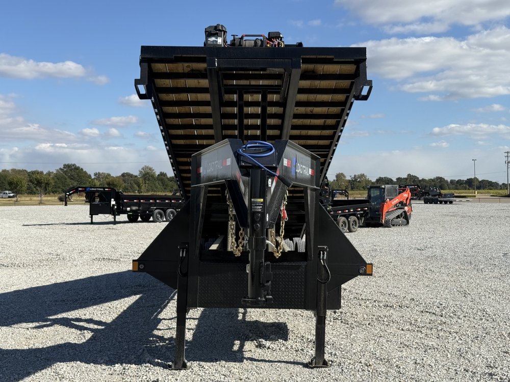 2027 LOAD TRAIL GT 102X40 GOOSENECK FULL TILT W/14 PLYS, HYDRAULIC JACKS, 18K WINCH, AND WIRELESS RE
