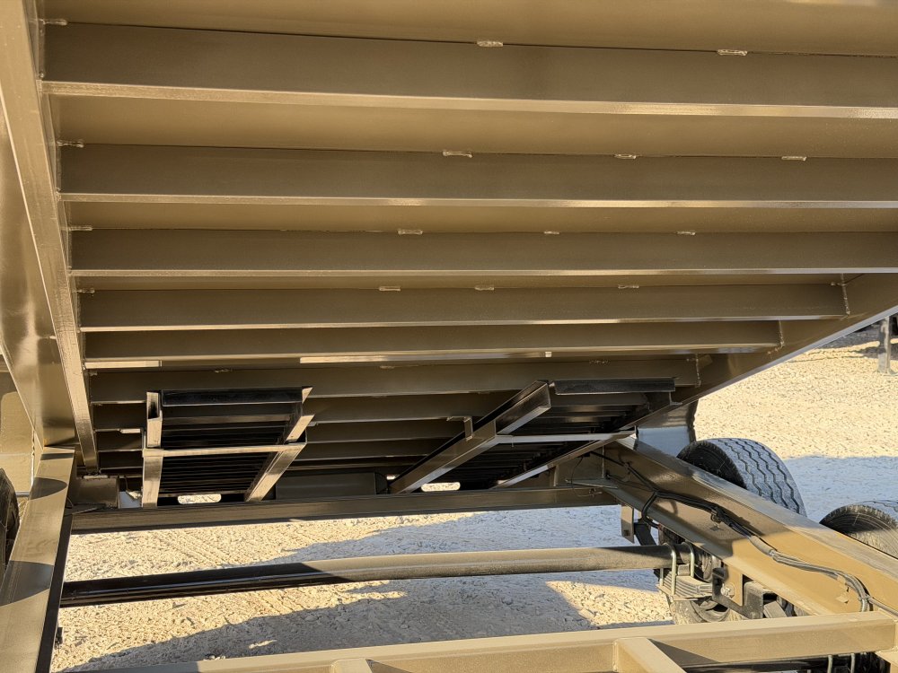 2027 83"x14' Load Trail Dump