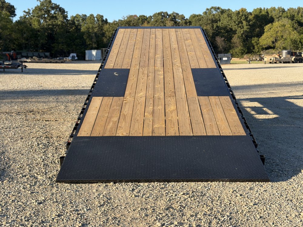 2027 102x28 GE LOAD TRAIL / TILT / 14 PLY / WINCH PLATE / WIRELESS REMOTE / 14K GVWR / GOOSENECK EQU