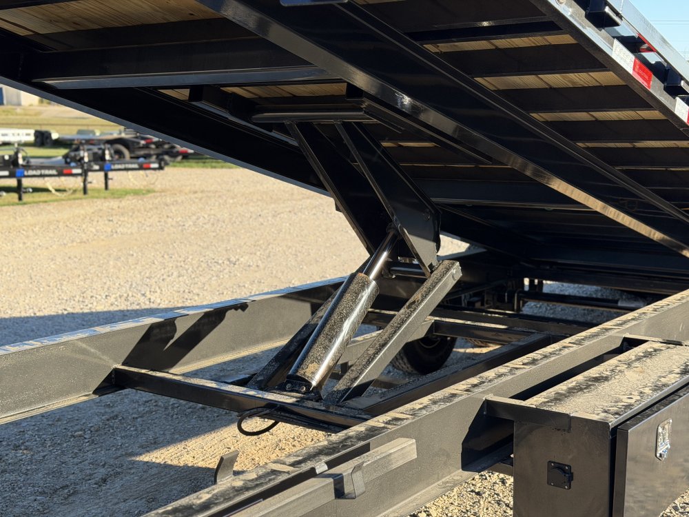 2027 102x28 GE LOAD TRAIL / TILT / 14 PLY / WINCH PLATE / WIRELESS REMOTE / 14K GVWR / GOOSENECK EQU