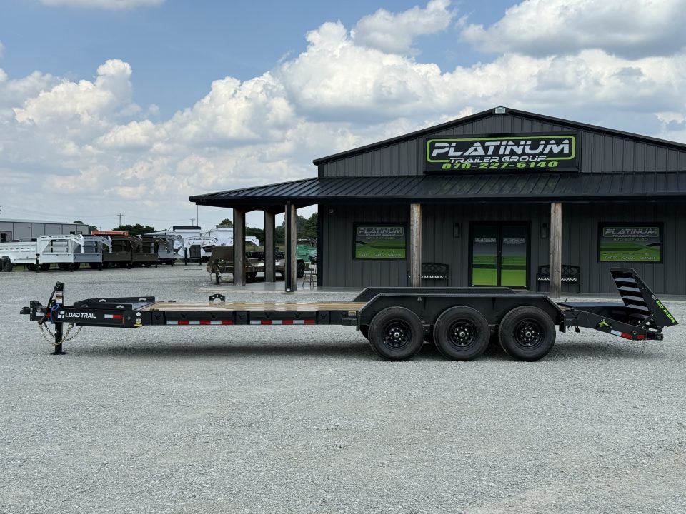 2026 Load Trail CB 83X24 W/8" I-BEAM, MAX RAMPS, CHAIN TIE DOWNS, MAX BOX, AND 3" RUB RAIL 21K GVWR