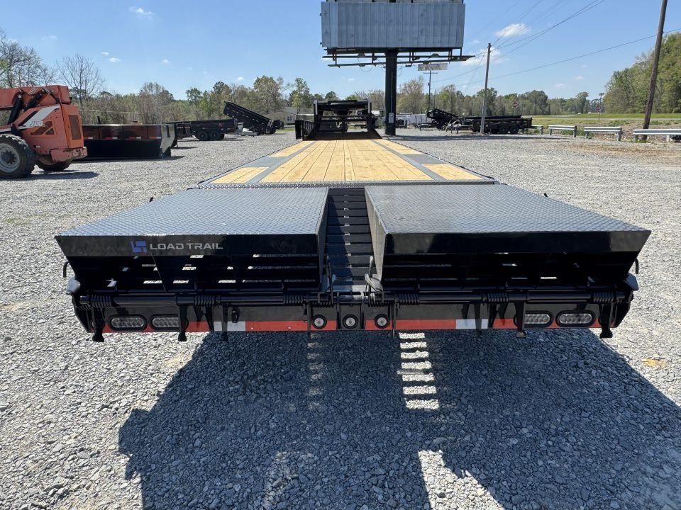 2027 Load Trail 102x40 GP Deckover Trailer W/ MAX RAMPS, 10 PLY TIRES, 7K AXLES, WINCH PLATE