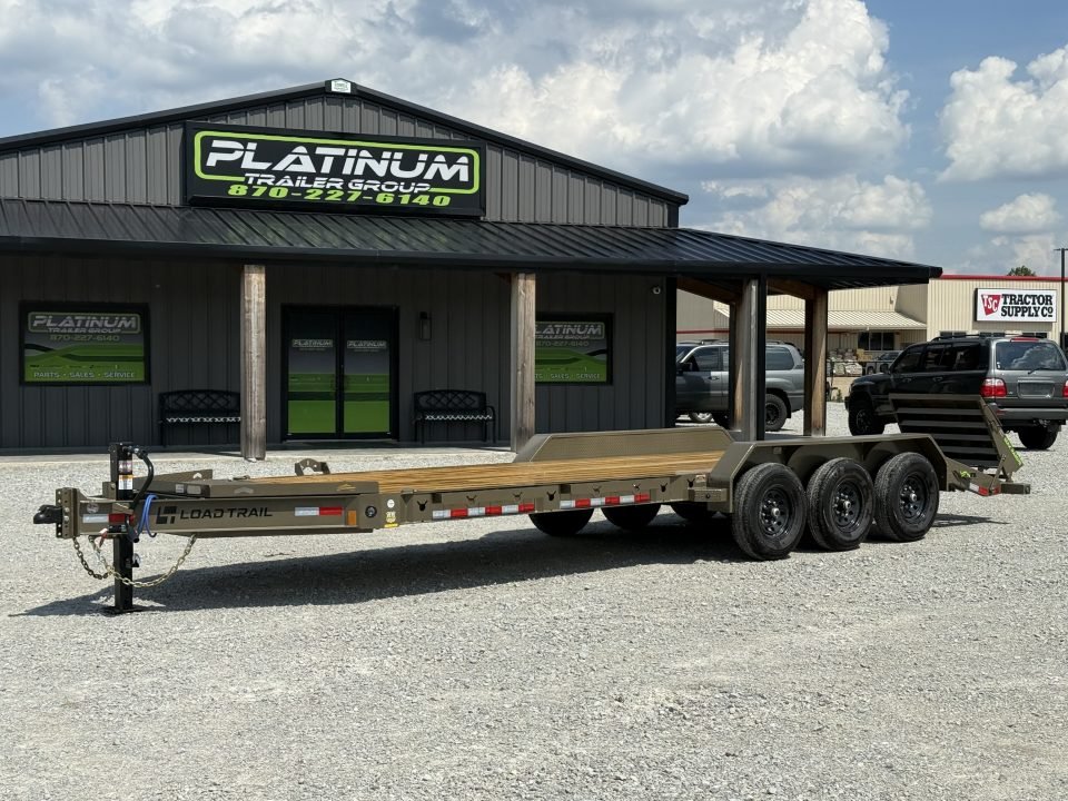 2026 Load Trail CB 83X24 W/8" I-BEAM, MAX RAMPS, CHAIN TIE DOWNS, MAX BOX, AND 3" RUB RAIL 21K GVWR 