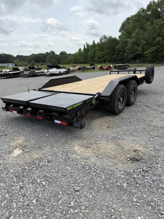 2026 Load Trail CH 83X20 Car Hauler W/MAX RAMPS, DRIVE OVER FENDERS, 10 PLY TIRES