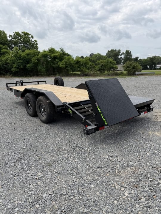 2026 Load Trail CH 83X20 Car Hauler W/MAX RAMPS, DRIVE OVER FENDERS, 10 PLY TIRES