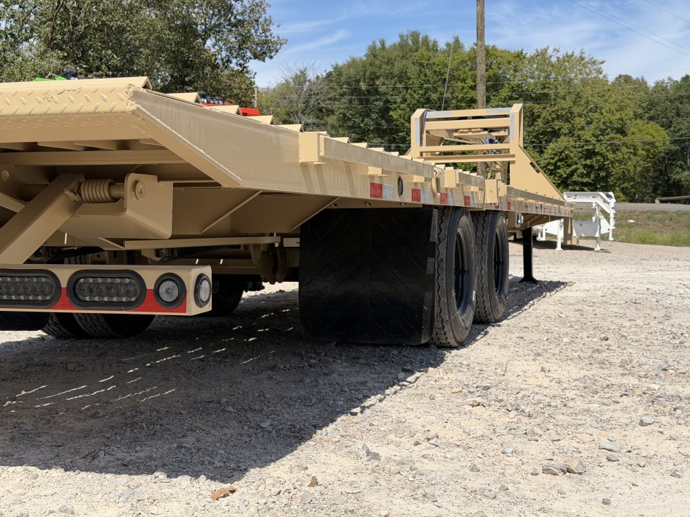 2027 102"x32' Load Trail Flatbed