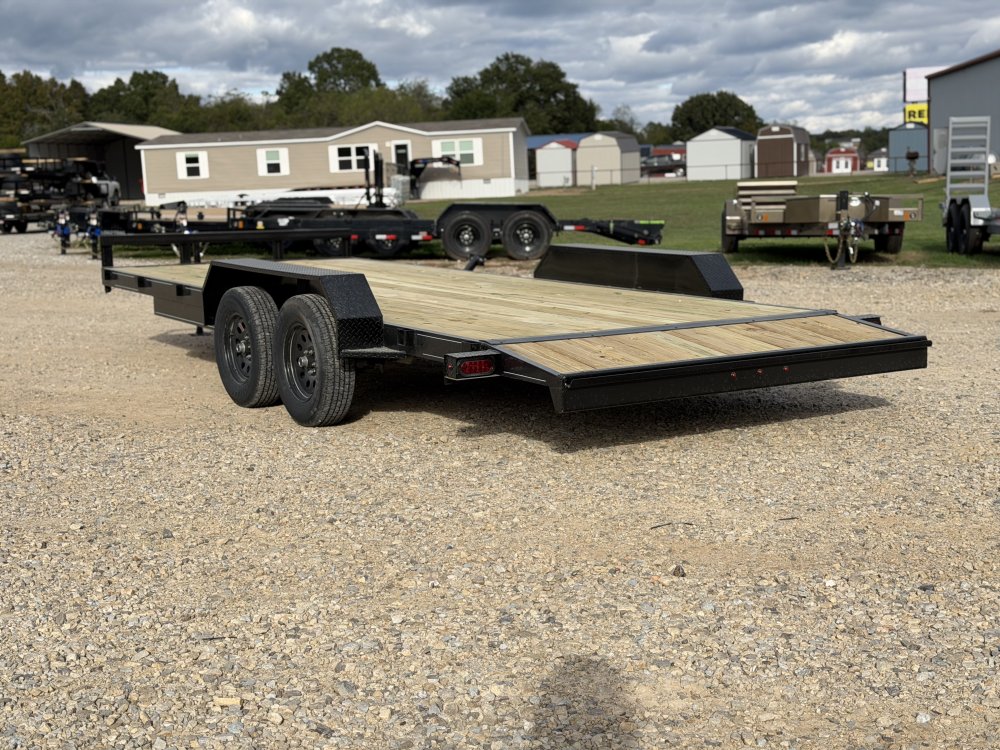 2027 83X20 CH MEB / PULL OUT RAMPS / BRAKE AXLE / DOVETAIL / 6.9K GVWR / CAR HAULER TRAILER