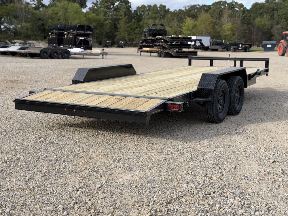 2027 83X20 CH MEB / PULL OUT RAMPS / BRAKE AXLE / DOVETAIL / 6.9K GVWR / CAR HAULER TRAILER