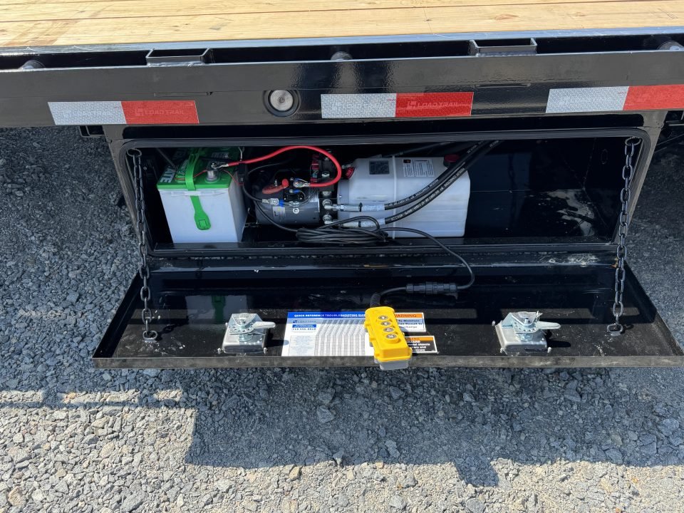 2026 Load Trail 102X36 GL Deckover Trailer W/12' HYDRAULIC DOVE TAIL, 14 PLY TIRE, HYDRAULIC JACKS,