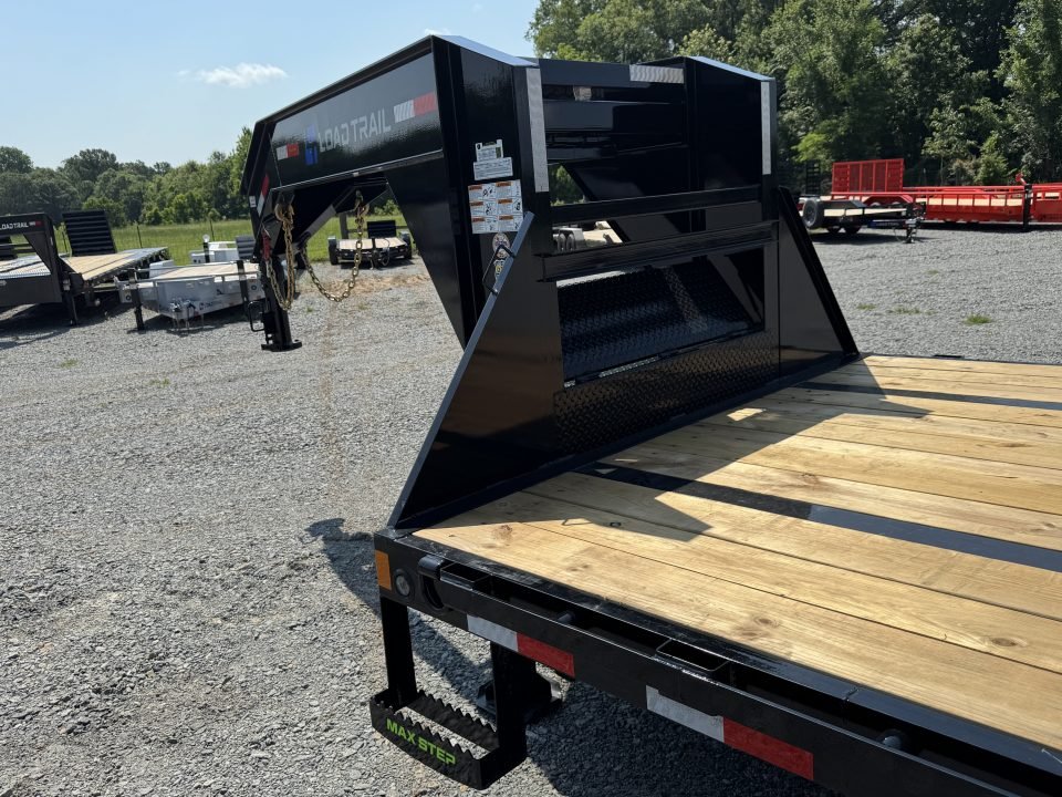 2026 Load Trail 102X36 GL Deckover Trailer W/12' HYDRAULIC DOVE TAIL, 14 PLY TIRE, HYDRAULIC JACKS,