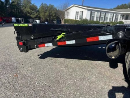 2027 Load Trail GP 102X25 GOOSENECK W/MAX RAMPS AND 14 PLYS 25.9K GVWR Flatbed Trailer