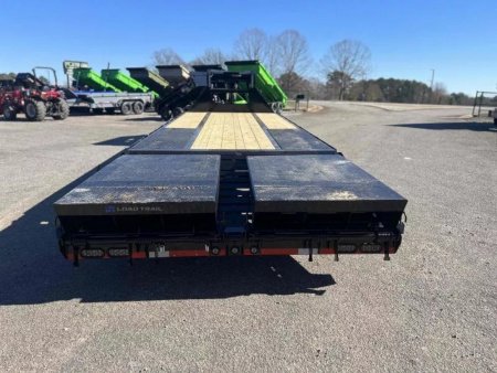 2027 Load Trail GP 102X25 GOOSENECK W/MAX RAMPS AND 14 PLYS 25.9K GVWR Flatbed Trailer