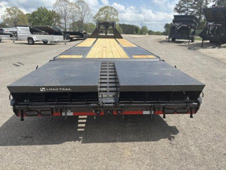 2027 Load Trail GP 102X32 GOOSENECK W/MAX RAMPS AND 14 PLYS 25.9K GVWR Flatbed Trailer