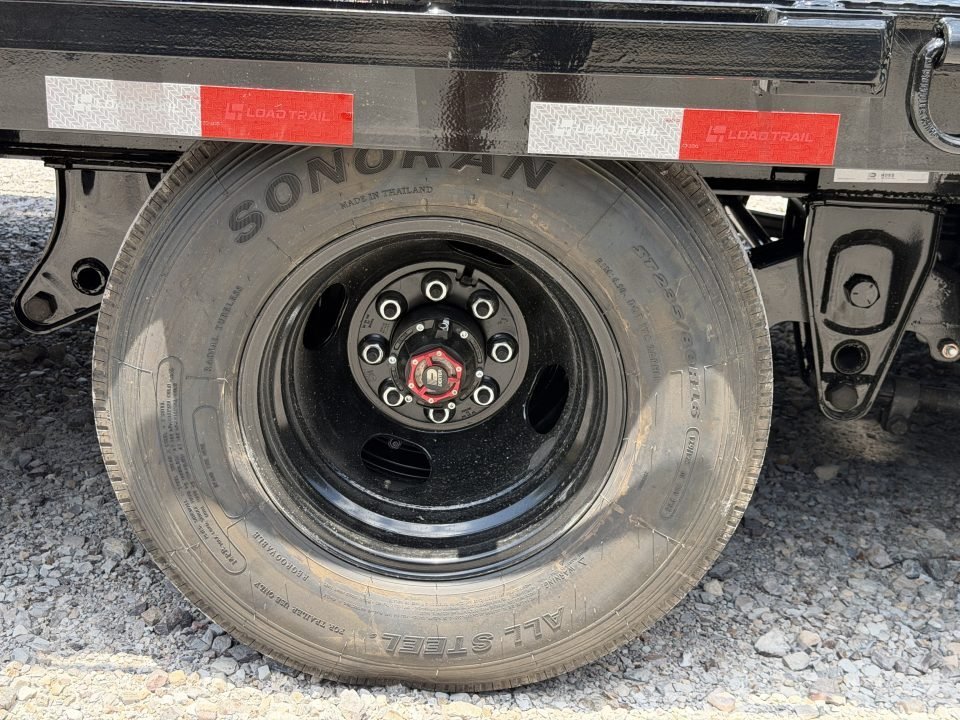 2027 Load Trail GL 102X32 25.9K 12' HYDRUALIC DOVETAIL 14PLY TIRES 4 BUTTON WIRELESS Flatbed Trailer