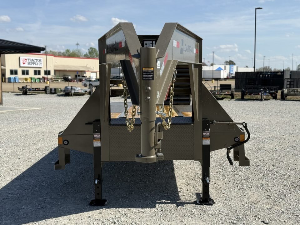 2027 Load Trail GP 102X25 GOOSENECK W/MAX RAMPS AND 14 PLYS 25.9K GVWR Flatbed Trailer