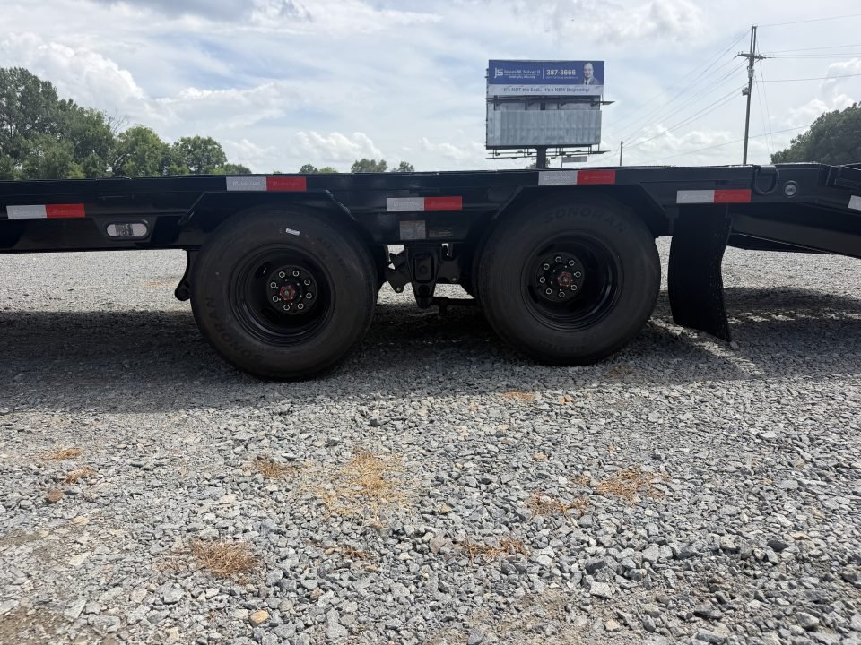 2026 Load Trail 102X32 GP Deckover Trailer W/MAX RAMPS, 12K AXLES, 14PLY TIRES, WINCH PLATE
