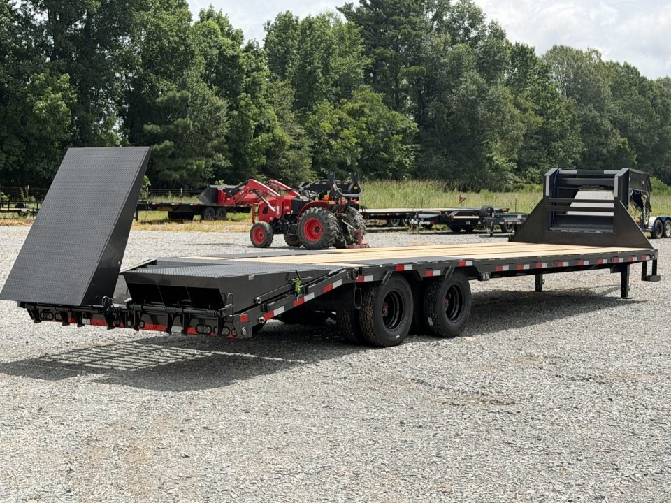 2026 Load Trail 102X32 GP Deckover Trailer W/MAX RAMPS, 12K AXLES, 14PLY TIRES, WINCH PLATE