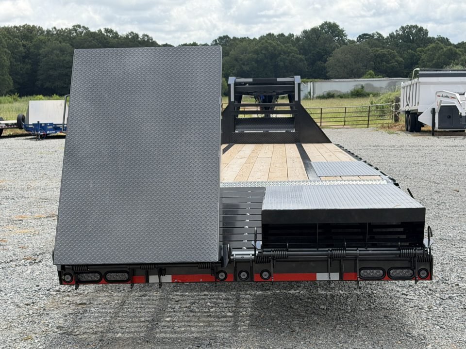2026 Load Trail 102X32 GP Deckover Trailer W/MAX RAMPS, 12K AXLES, 14PLY TIRES, WINCH PLATE