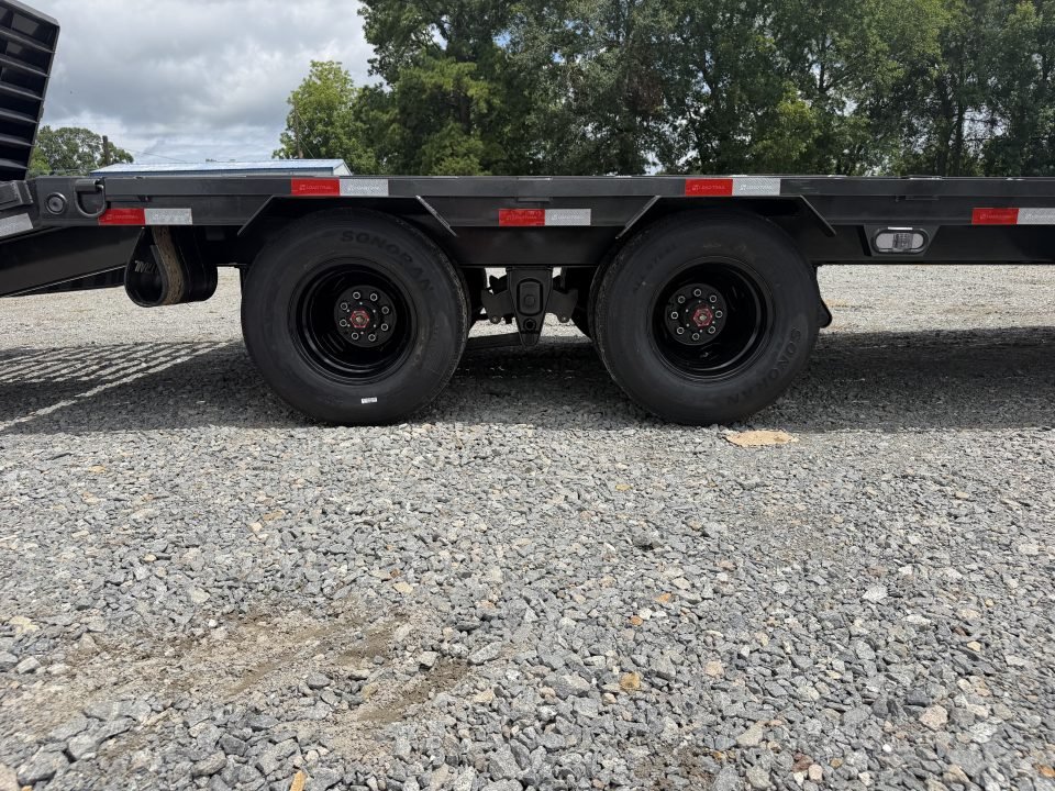 2026 Load Trail 102X32 GP Deckover Trailer W/MAX RAMPS, 12K AXLES, 14PLY TIRES, WINCH PLATE