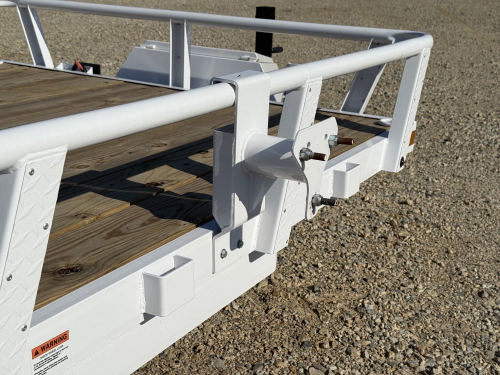 2027 83X16 UTX RAWMAXX / HD SPLIT GATE / 16" OC / 4 D-RINGS / BRAKE AXLES / 10K GVWR /