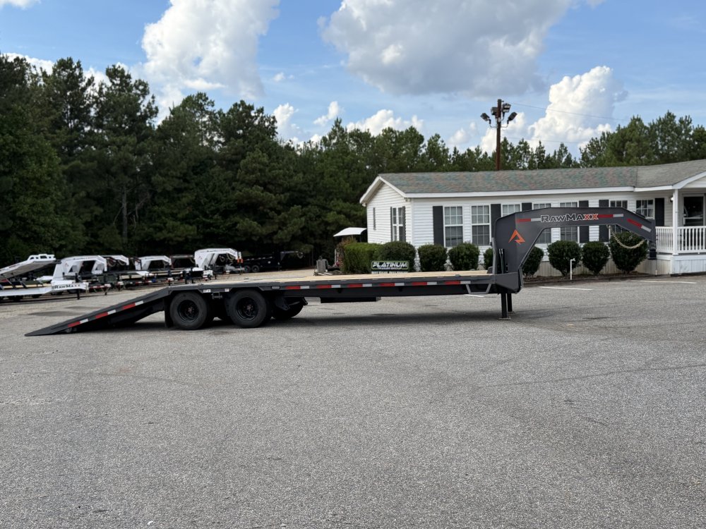 2027 RawMaxx HTX 102X32 GOOSENECK W/16K AXLES, HYDRAULIC DISC BRAKES, HYDRAULIC JACKS, 18 PLYS, LOCK