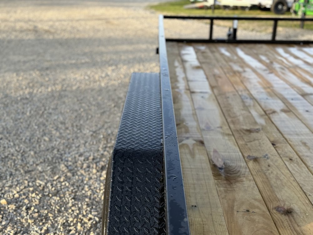 2026 Load Trail UE 83X20 Utility Trailer / TUBE SIDE RAILS / SPRING ASSIST FOLD GATE / 9.99K GVWR