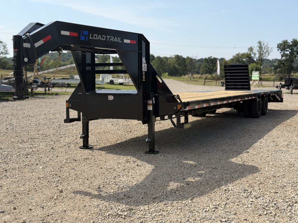 2027 102X40 GP LOAD TRAIL / MAX RAMPS / 14 PLY / WINCH PLATE / 25.9K GVWR