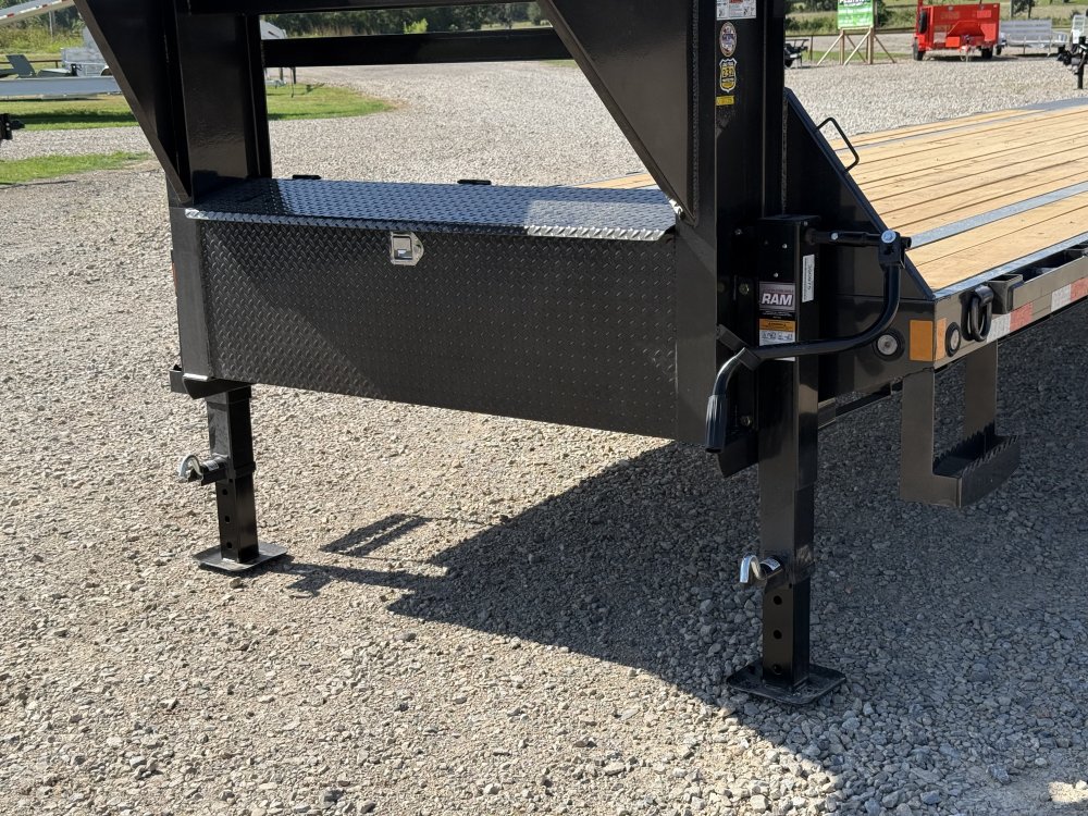 2027 102X40 GP LOAD TRAIL / MAX RAMPS / TORQUE TUBE / WINCH PLATE / 14K GVWR