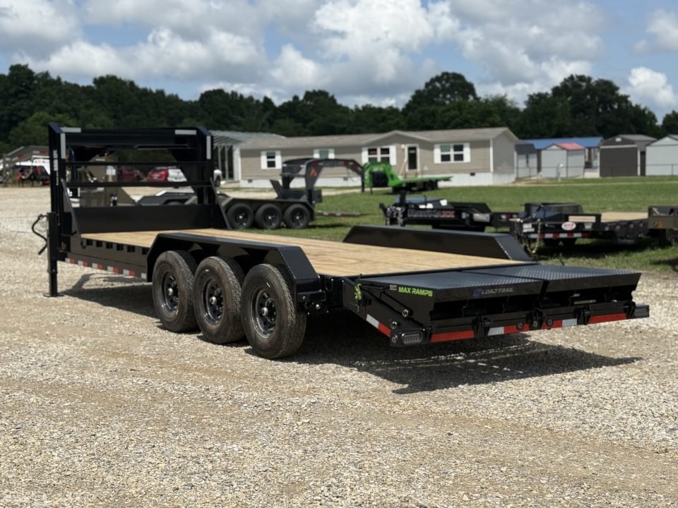 2026 Load Trail GC 83X24 GOOSENECK W/MAX RAMPS, 14 PLYS, AND 4' RAISED NECK 21K GVWR Equipment Trail