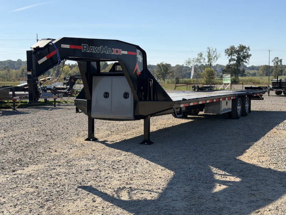 2027 102X36 HTX RAWMAXX / 25.9K GVWR / HYDRAULIC DOVETAIL & JACKS / WINCH PLATE / CHAIN RACK / GOOSE