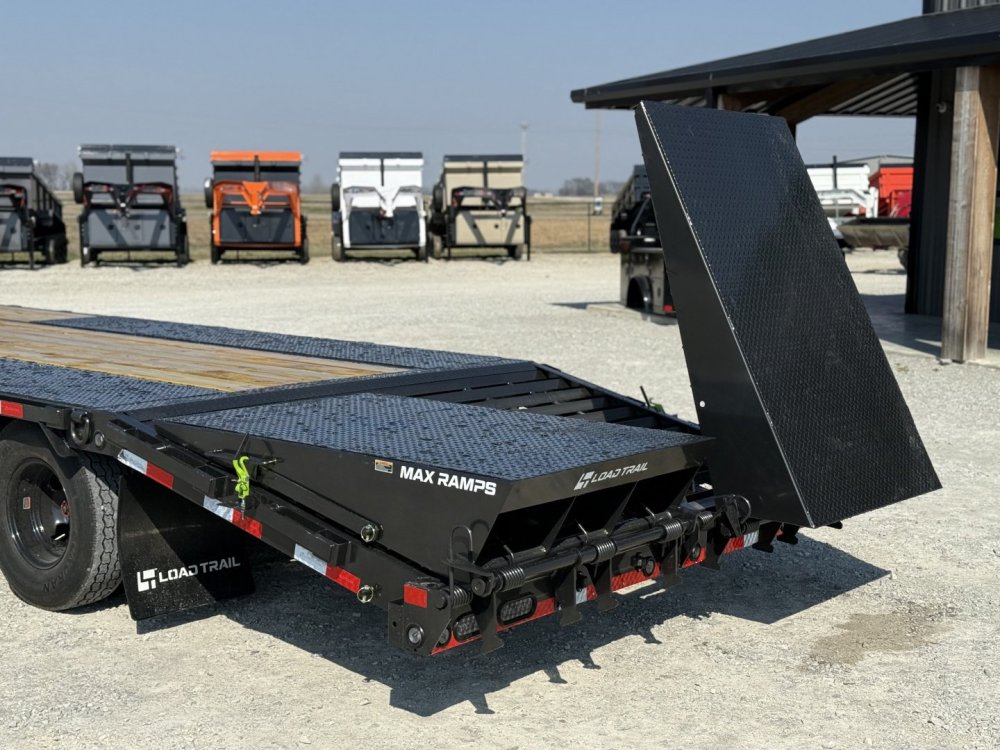 2027 Load Trail GP 102X32 GOOSENECK TRIPLE AXLE W/14 PLYS AND MAX RAMPS 30K GVWR Flatbed Trailer