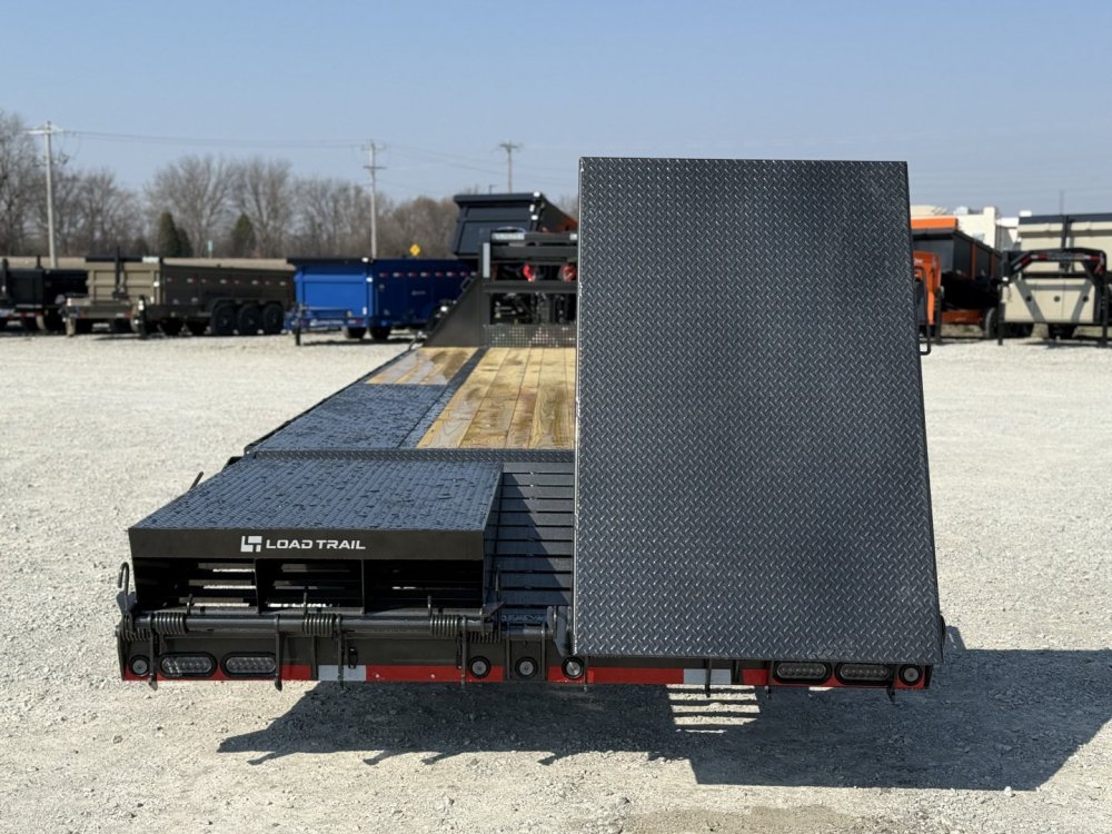 2027 Load Trail GP 102X32 GOOSENECK TRIPLE AXLE W/14 PLYS AND MAX RAMPS 30K GVWR Flatbed Trailer