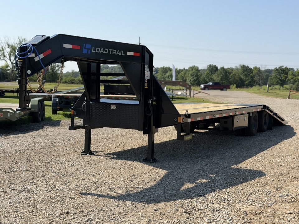 2027 Load Trail GL 102X32 / HYDRO DOVE & JACKS / 14 PLY / WIRELESS REMOTE / 25.9 GVWR / Flatbed Trai