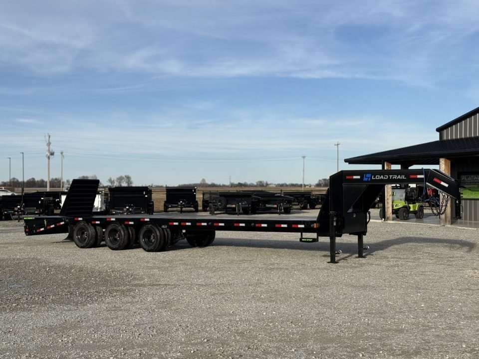 2027 Load Trail GP 102X32 GOOSENECK TRIPLE AXLE W/MAX RAMPS AND 14 PLY TIRES 30K GVWR Flatbed Traile
