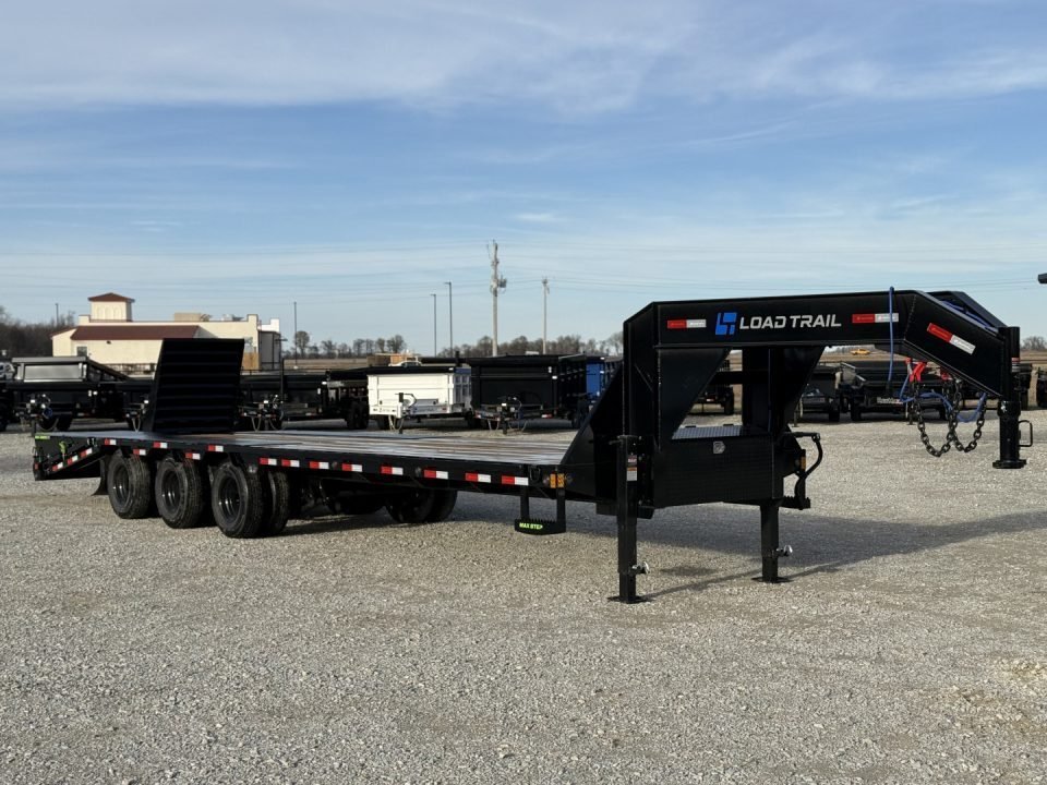 2027 Load Trail GP 102X32 GOOSENECK TRIPLE AXLE W/MAX RAMPS AND 14 PLY TIRES 30K GVWR Flatbed Traile
