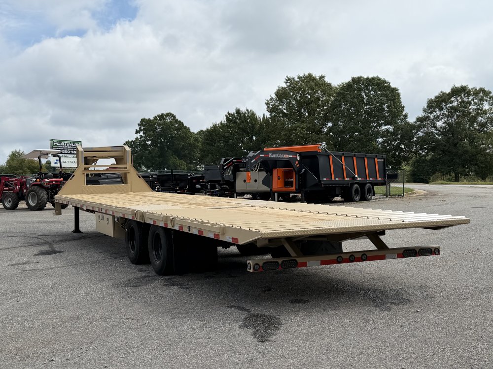 2027 Load Trail 102X36 GL Deckover Trailer W/12' HYDRAULIC DOVE TAIL, 14 PLY TIRE, HYDRAULIC JACKS, 